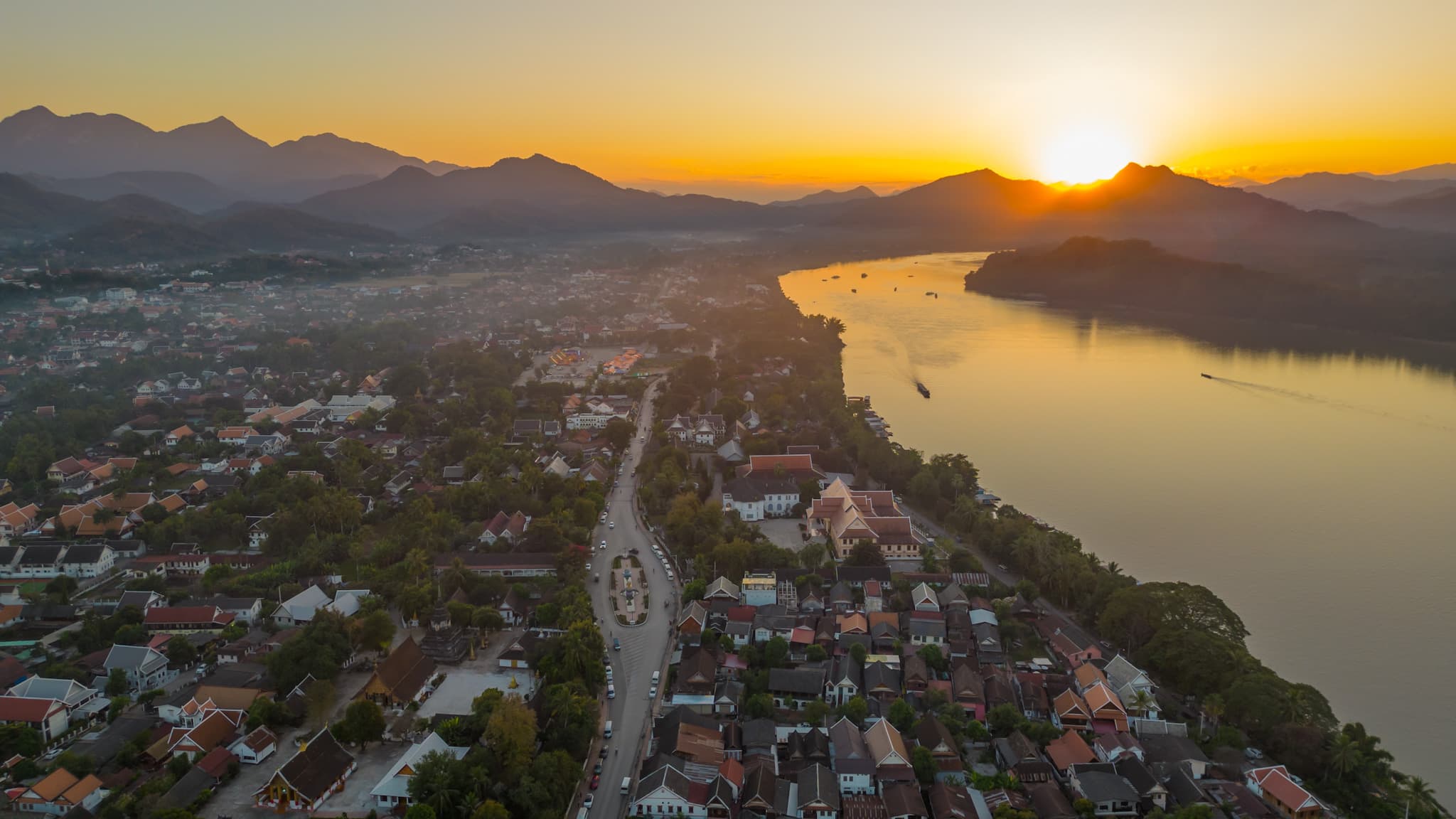 สมาชิก 'อาเซียน' ร่วมหารือแนวทางพัฒนาการค้าระดับภูมิภาค