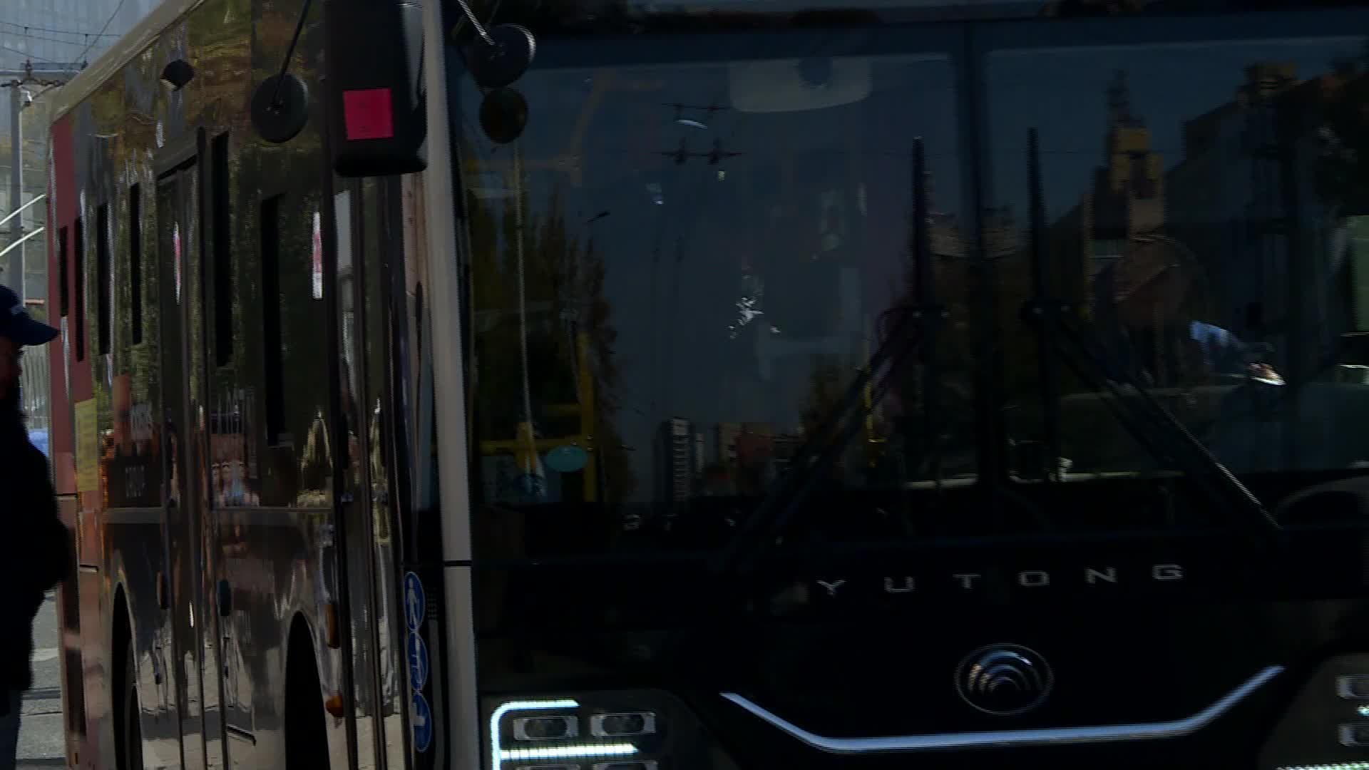 รถเมล์พ่วงสองตอน' ผลิตในจีน วิ่งให้บริการในเมืองหลวงมองโกเลีย