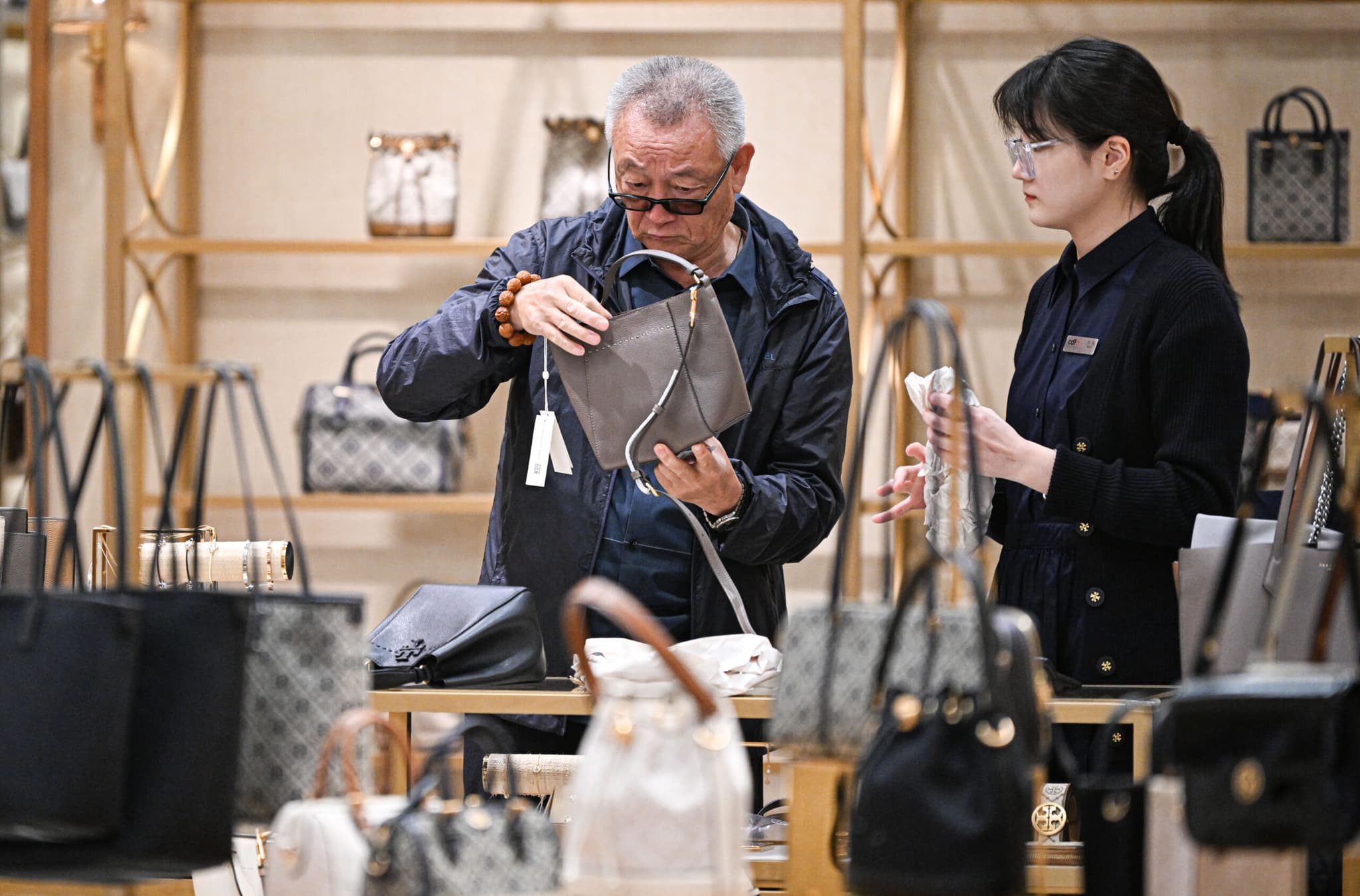 ไหหลำเผยยอดขาย 'สินค้าปลอดภาษี' ช่วงหยุดยาววันชาติ แตะ 785 ล้านหยวน