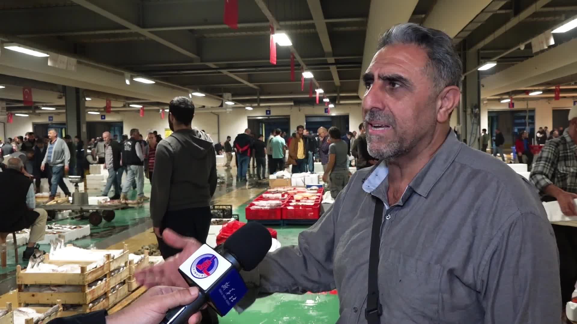 ตลาดค้าสัตว์น้ำ' ใหญ่สุดในตุรกี คึกคักรับฤดูประมง