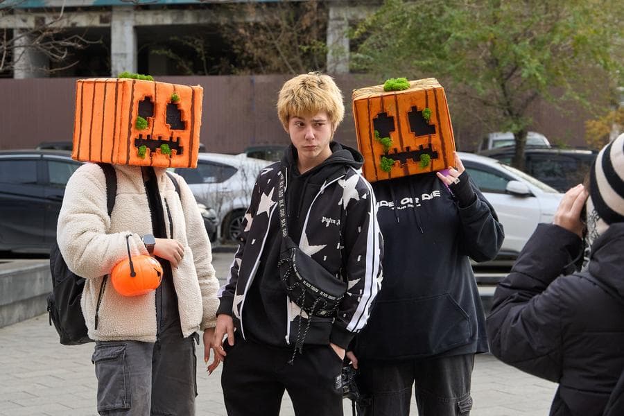 สีสันชาวรัสเซียฉลอง 'ฮาโลวีน' ในวลาดิวอสตอก