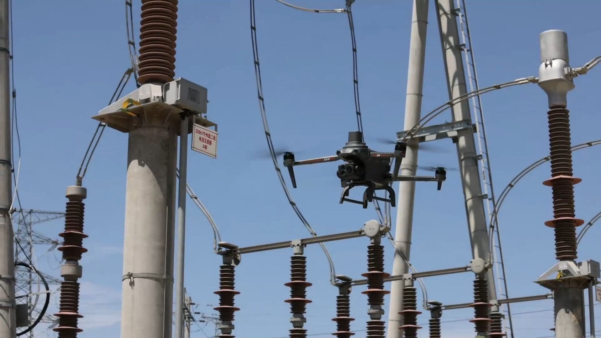 ซินเจียงงัด 'เทคโนโลยีอัจฉริยะ' ยกระดับการจ่ายไฟฟ้า