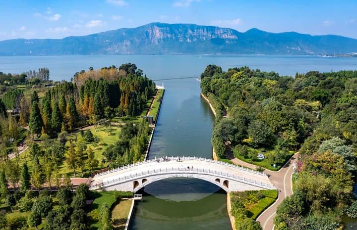 ทะเลสาบที่ราบสูง' ธรรมชาติอุดมสมบูรณ์ในยูนนาน