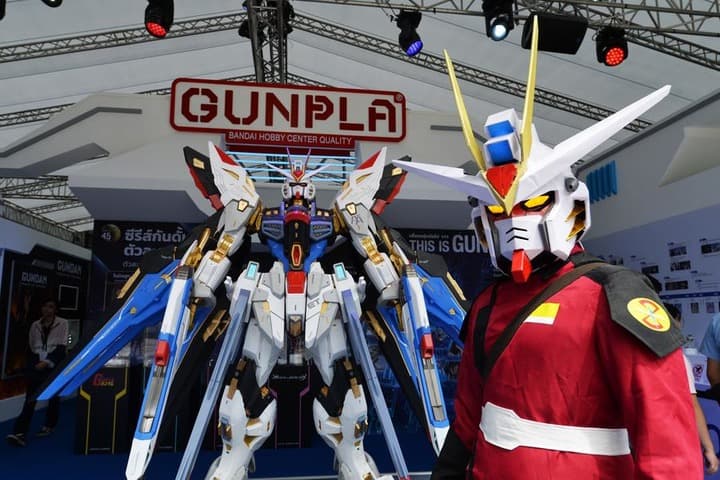 Asia Album : นิทรรศการเอาใจคนรัก 'หุ่นกันดั้ม' ในกรุงเทพฯ