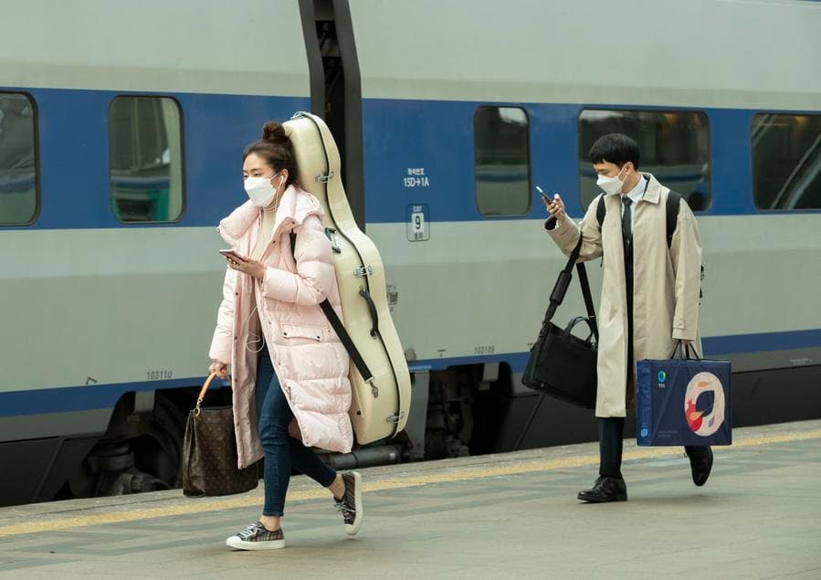 ชาวเกาหลีใต้ 7 ใน 10 มองว่า 'คู่รัก' สามารถอยู่ด้วยกันได้โดยไม่ต้องแต่งงาน