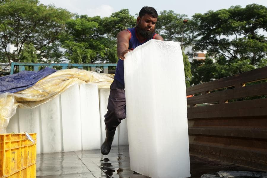 ผู้เชี่ยวชาญเตือน 'เคี้ยวน้ำแข็ง' ทำร้ายฟัน บ่งชี้ปัญหาสุขภาพประจำตัว