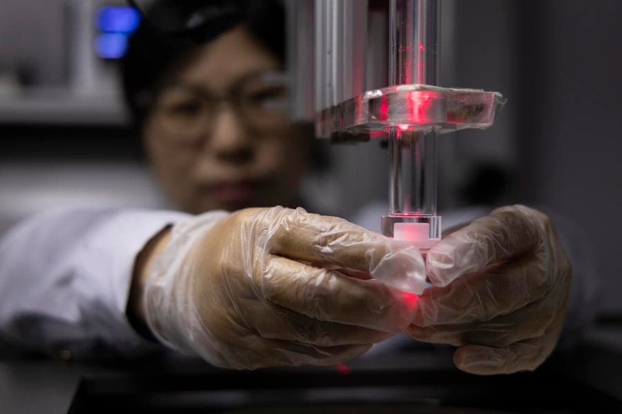 ส่อง 'ตัวอย่างหิน' จากภารกิจฉางเอ๋อ-6 ให้ข้อมูลวิวัฒนาการสนามแม่เหล็กดวงจันทร์