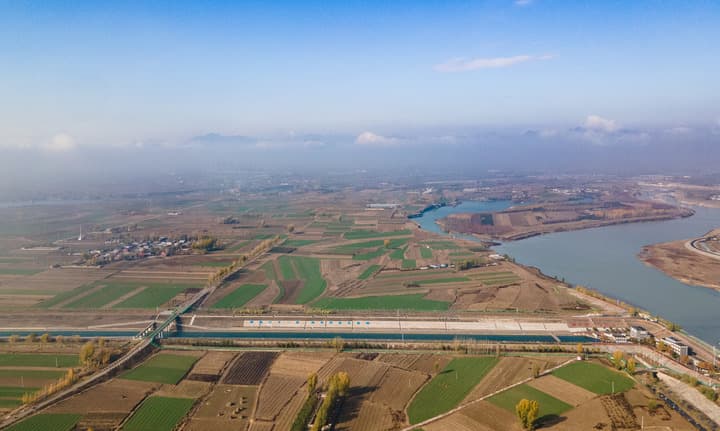 โครงการผันน้ำใต้สู่เหนือของจีน ขนส่งน้ำ 7.65 หมื่นล้านลบ.ม.