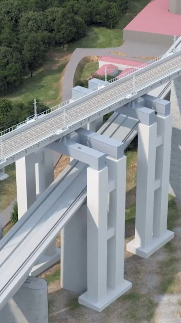 ฉงชิ่งเปลี่ยน 'ตอม่อสะพานรถไฟ' ปูทางสร้างสะพานใหม่ข้างใต้