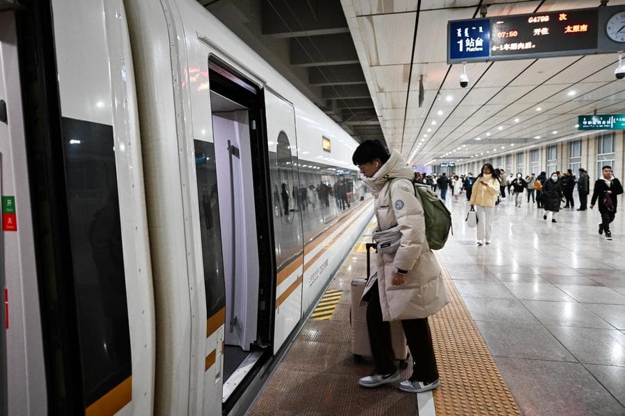 รถไฟความเร็วสูง 'จี๋หนิง-ต้าถง-หยวนผิง' เริ่มวิ่งให้บริการ