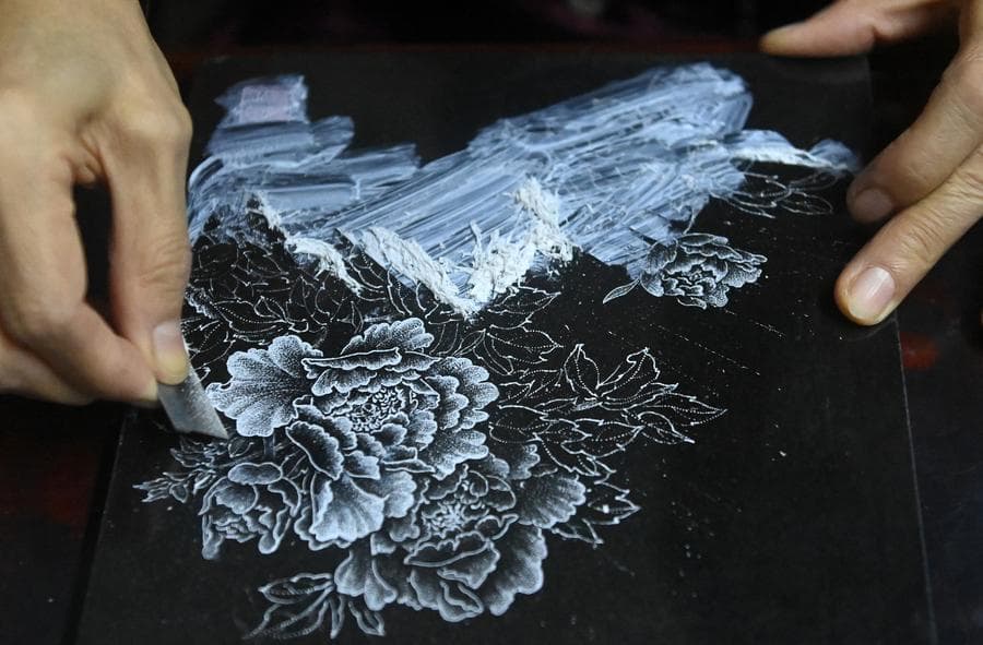 เทคนิคแกะสลักหินหลิวจี้ มรดกวัฒนธรรมแห่งหนานหนิง