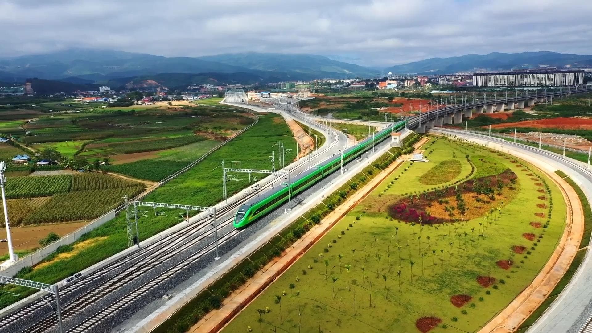 GLOBALink : 3 ปี 'ทางรถไฟจีน-ลาว' กระตุ้นการเติบโตเศรษฐกิจระดับภูมิภาค