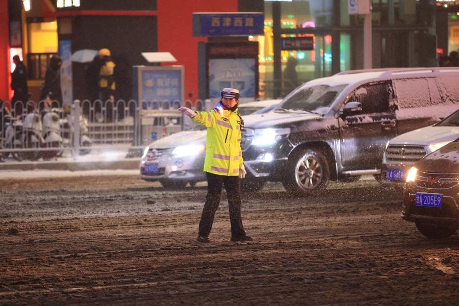 กานซู่เผชิญหิมะตกหนัก-อากาศหนาวเย็นทั่วพื้นที่