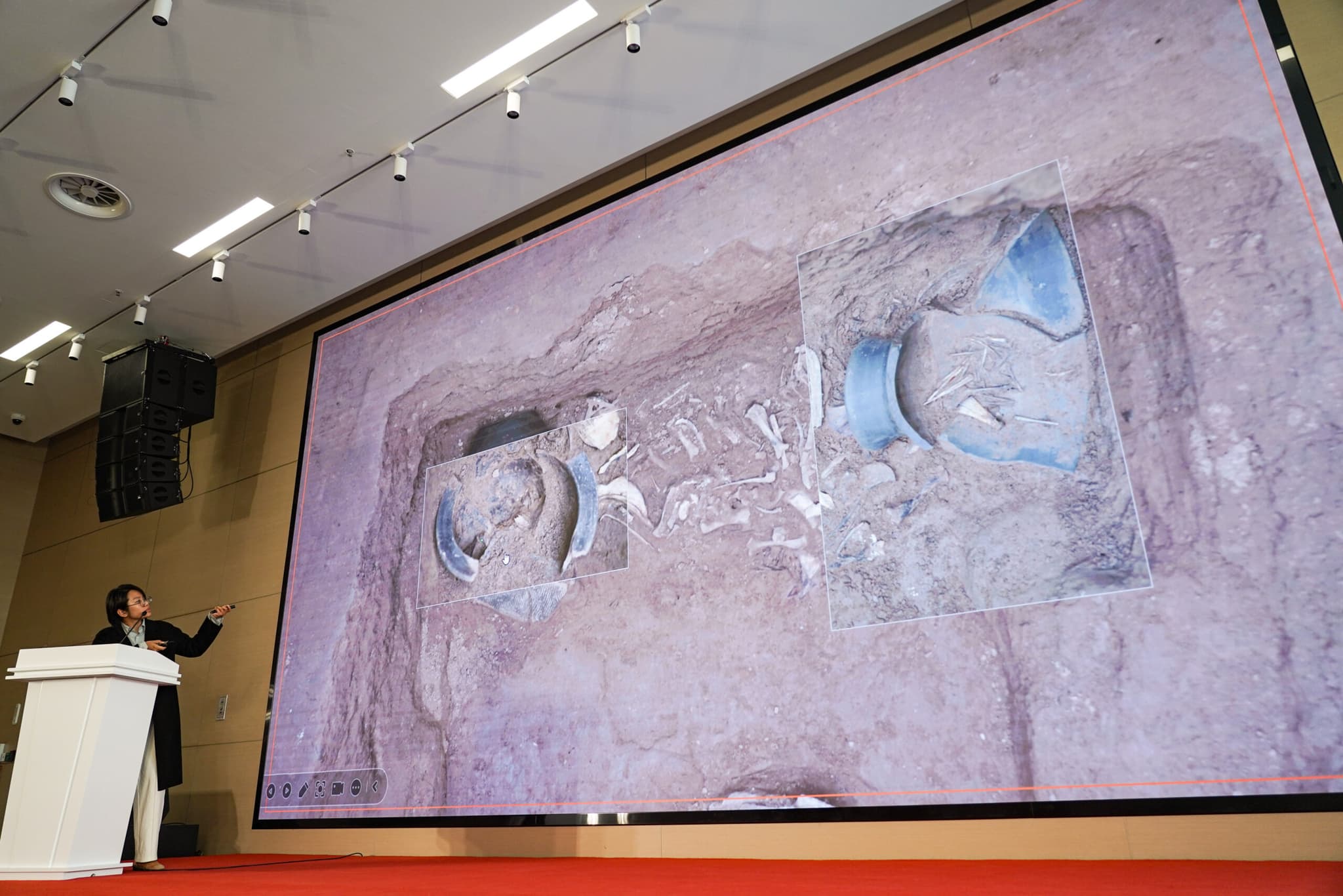 ปักกิ่งพบชิ้นส่วน 'ประตูเมืองหลวงจงตู' เป็นครั้งแรก พร้อมศิลาจารึกเก่าแก่