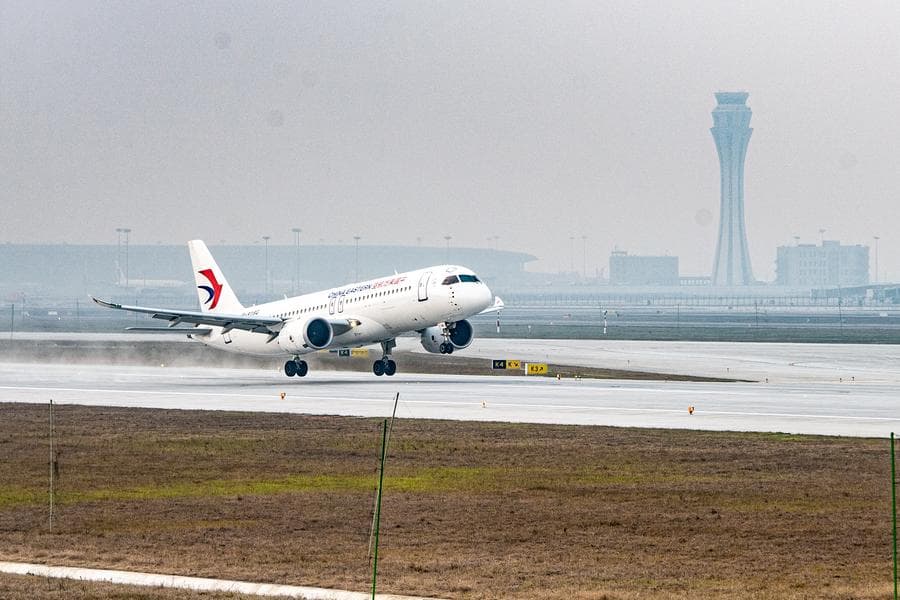 สนามบินฉงชิ่ง เจียงเป่ย เปิดใช้ 'รันเวย์' เส้นที่ 4