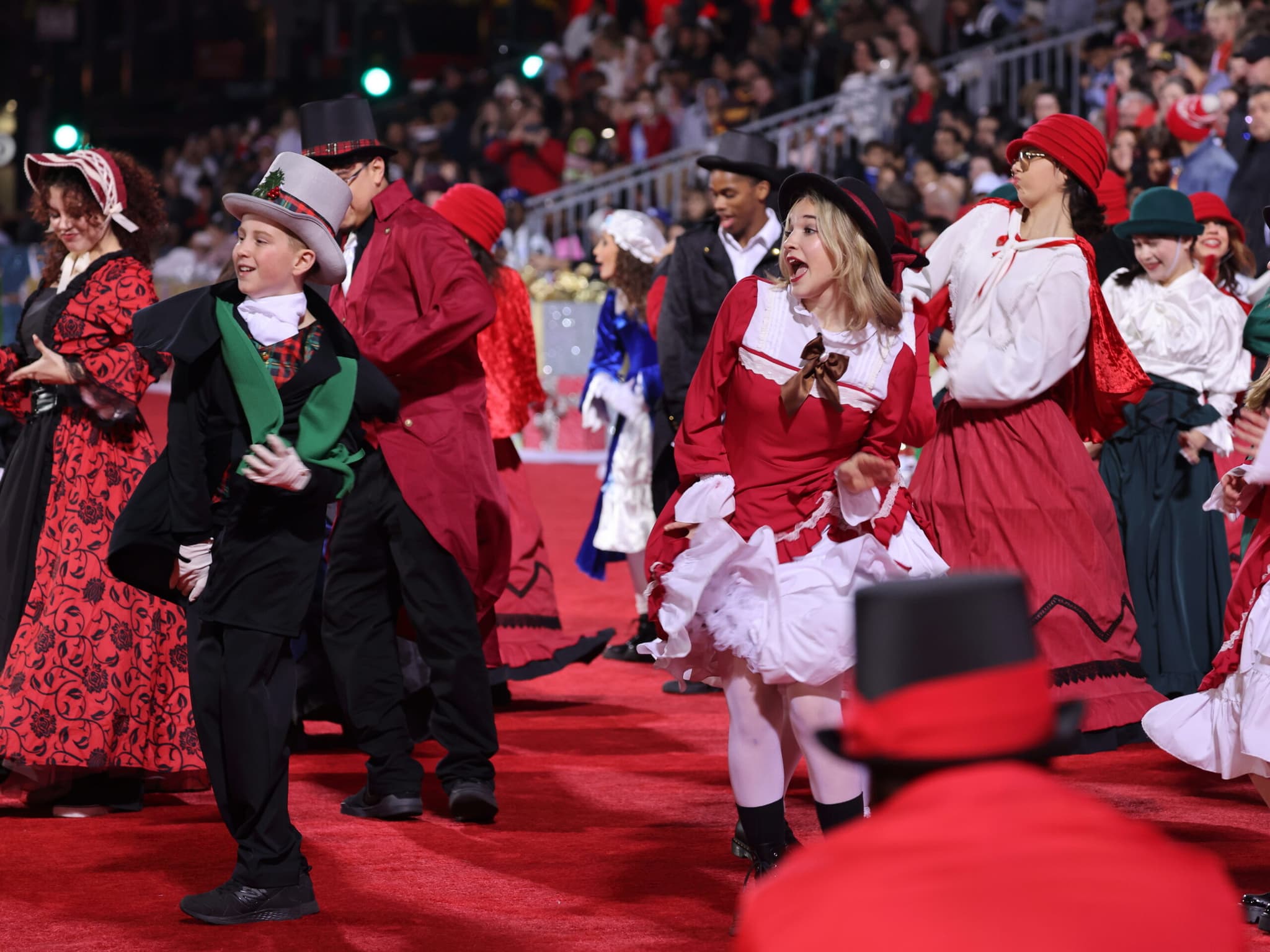 พาเหรด 'ฮอลลีวูด คริสต์มาส' ในลอสแอนเจลิส