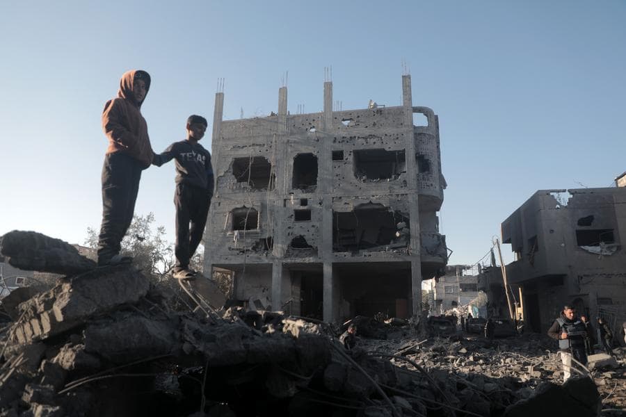 ค่ายผู้ลี้ภัยในกาซาถูกอิสราเอลโจมตี ดับ 9 เจ็บ 10