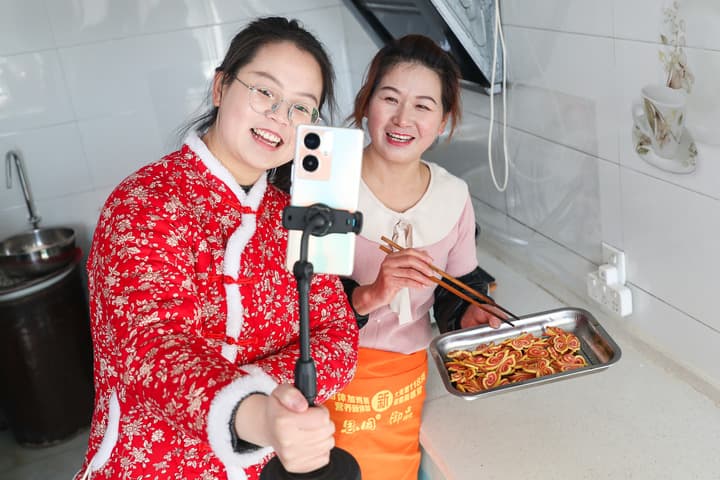 จีนเล็งควบคุม 'สถาบัน MCN-เนื้อหาออนไลน์' ด้วยข้อบังคับใหม่