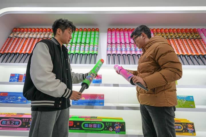 อุตสาหกรรม 'พลุดอกไม้ไฟ' ในหลิวหยาง ผสานวัฒนธรรม-เทคโนโลยีสมัยใหม่