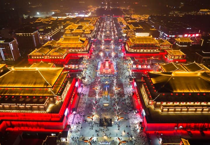 อลังการ! ซีอันประดับแสงสี แต่งแต้มบรรยากาศฉลอง 'ตรุษจีน