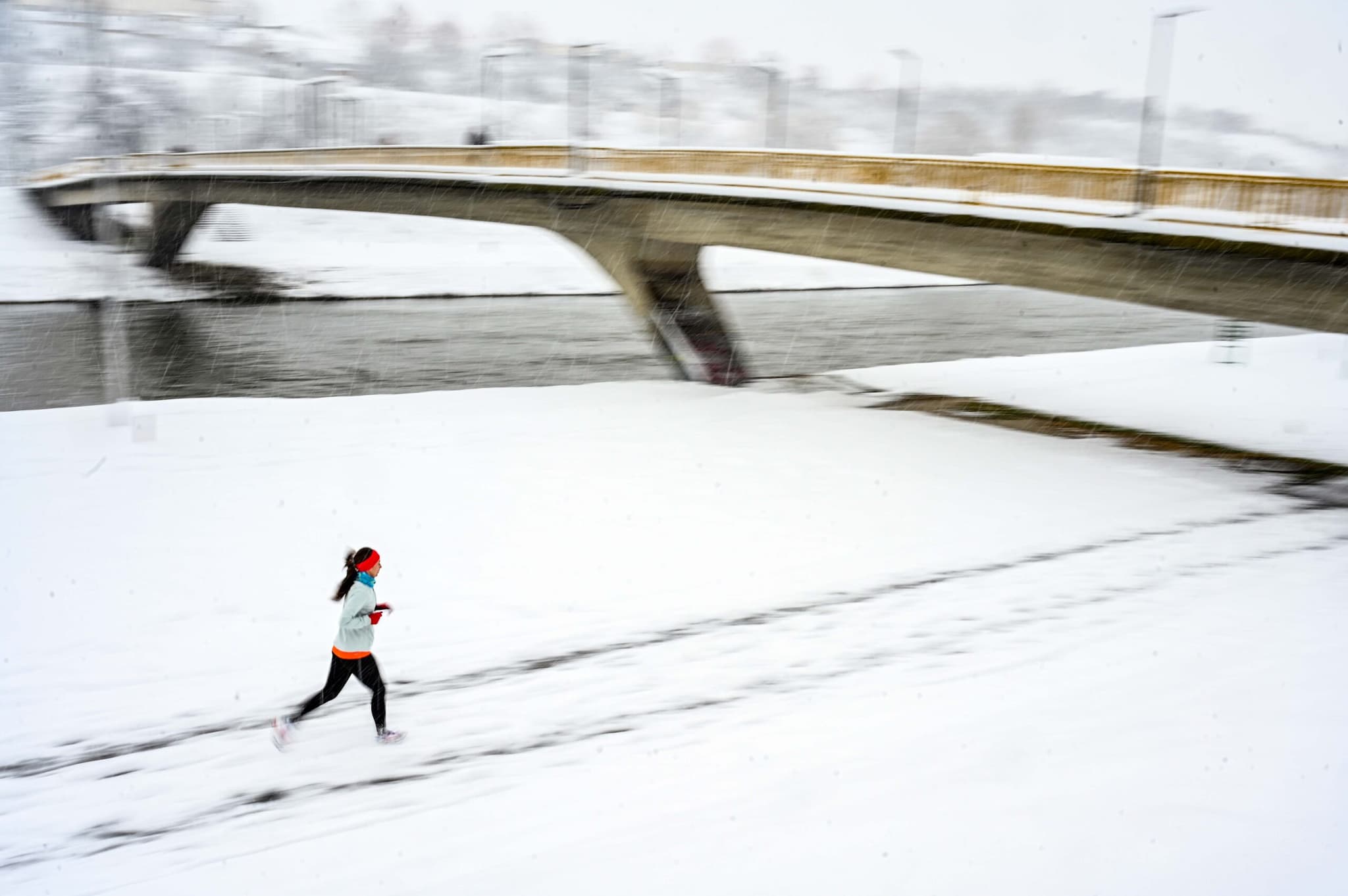 หิมะย้อมวิวขาวโพลนในมาซิโดเนียเหนือ