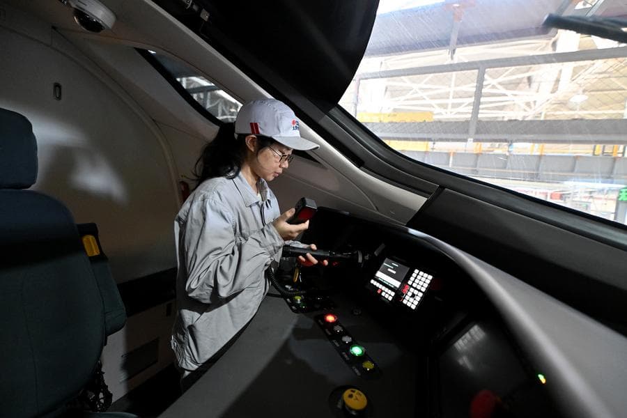 หมอรถไฟตรวจสุขภาพม้าเหล็ก เตรียมรับช่วงชุนอวิ้นในไท่หยวน