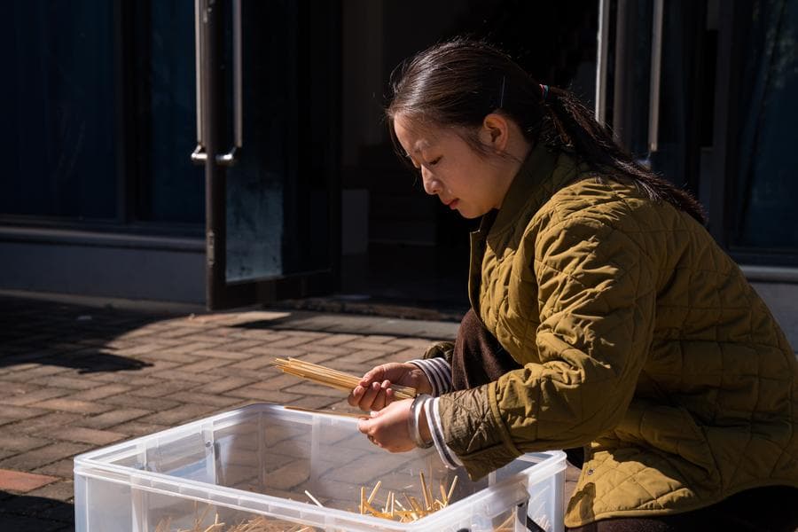 ศิลปะสานฟางหลากสีสัน มรดกวัฒนธรรมในยูนนาน