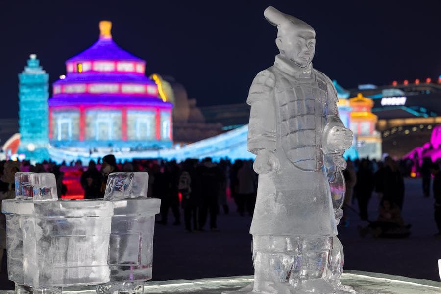 สารพัดประติมากรรมน้ำแข็งงดงาม อัตลักษณ์เด่น 'ฮาร์บิน' เมืองแห่งความหนาวเย็น