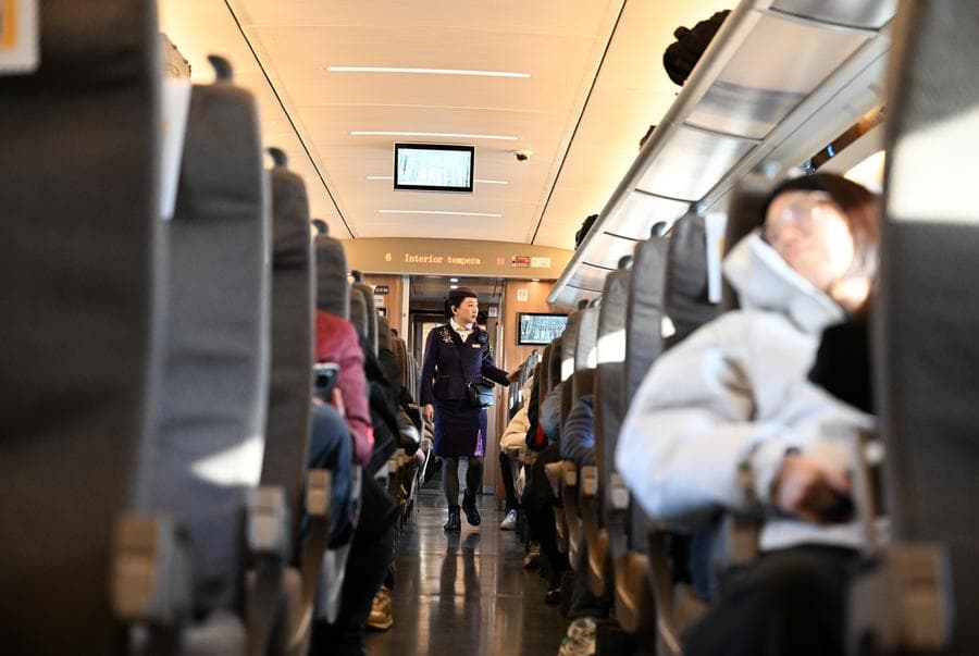 ชุนอวิ้นครั้งสุดท้ายของ 'จางเจี๋ย' ผู้ดูแลนักเดินทางบนม้าเหล็ก