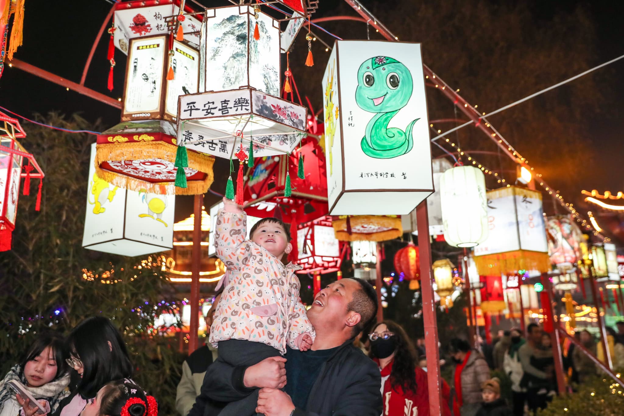 จีนคาดยอดเดินทางข้ามพรมแดน ช่วงหยุดตรุษจีน เพิ่มขึ้น 9.5%