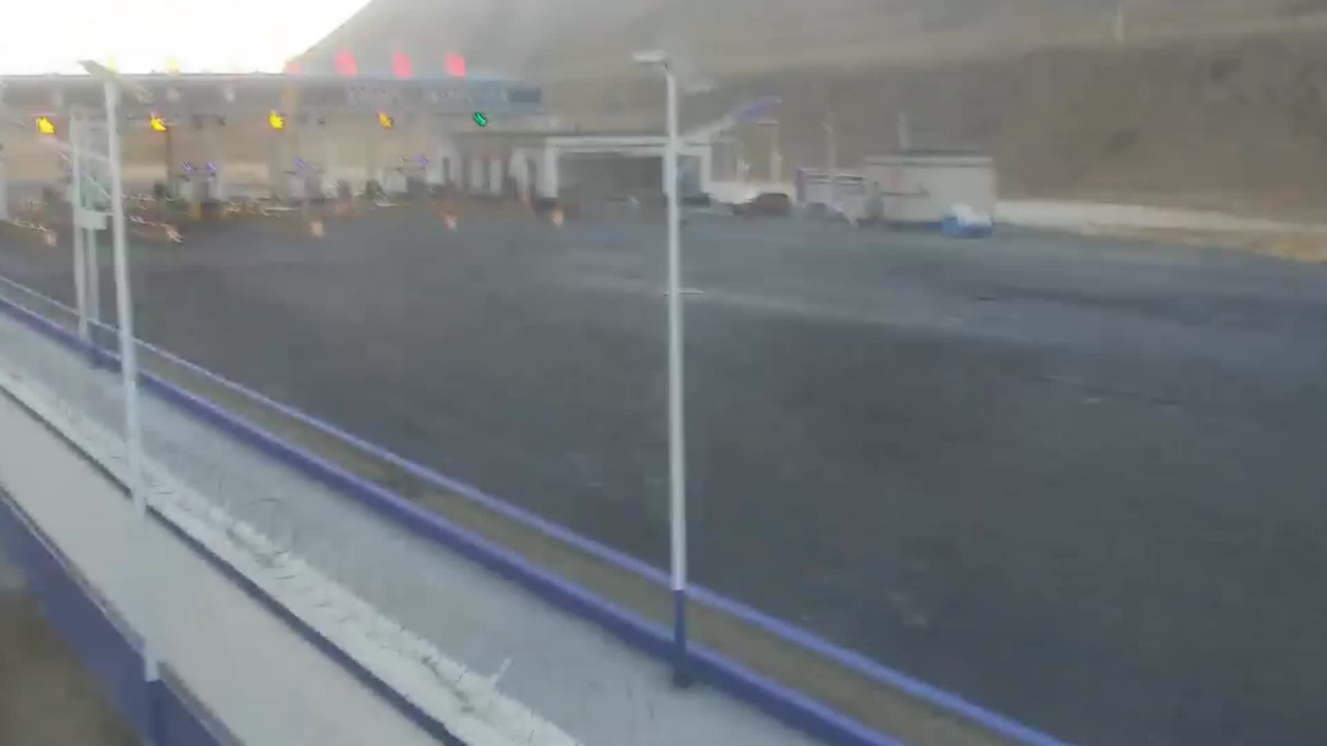 ด่านชายแดนจับภาพวินาที 'แผ่นดินไหว' ในทิเบต