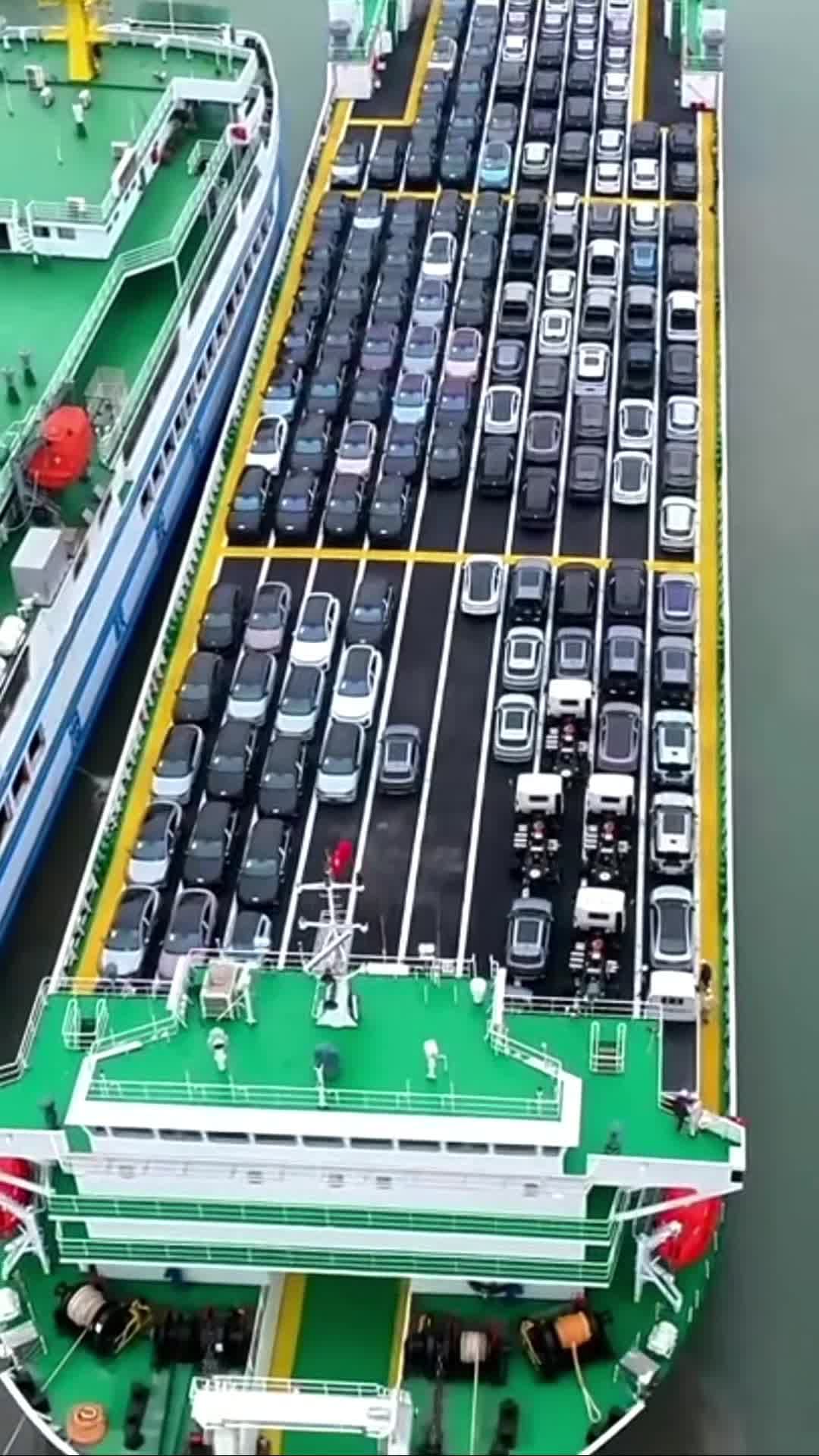 จีนผุดบริการเรือข้ามฟาก ขน 'รถ NEV' ผ่านช่องแคบฉยงโจว