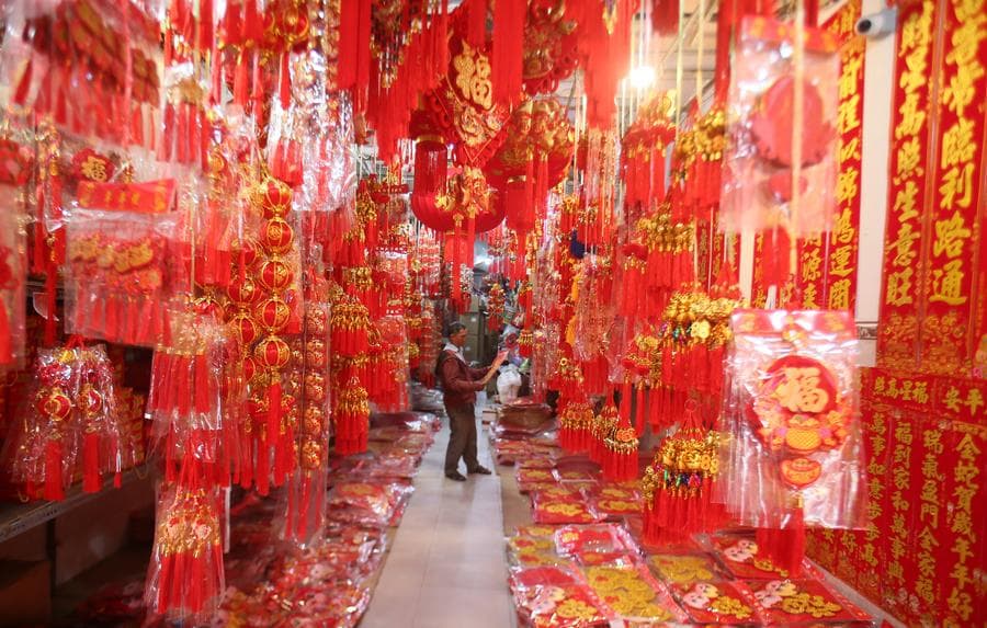 สีสันต้อนรับ 'เทศกาลตรุษจีน' ในกัมพูชา