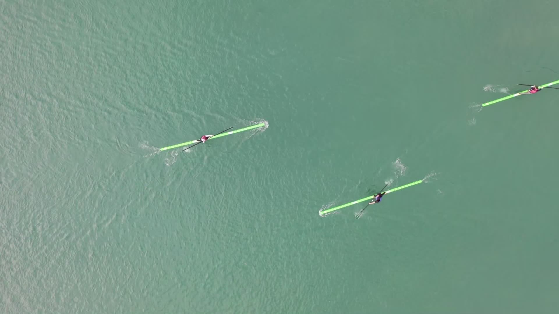 กว่างซีจัดการละเล่น 'ล่องแพไผ่ลำเดียว' ฉลองรับปีใหม่