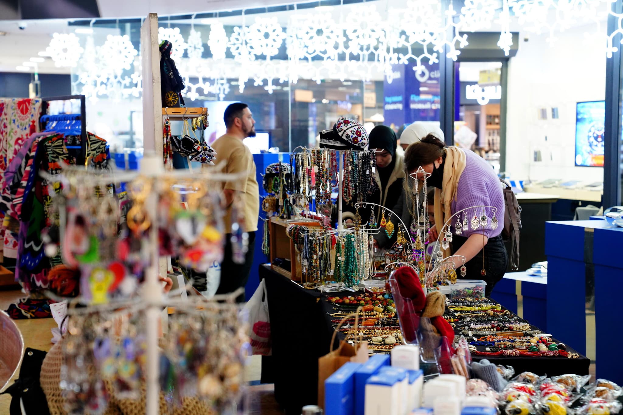 อุซเบกิซสถานจัด 'นิทรรศการงานฝีมือ' โชว์วัฒนธรรมพื้นบ้าน