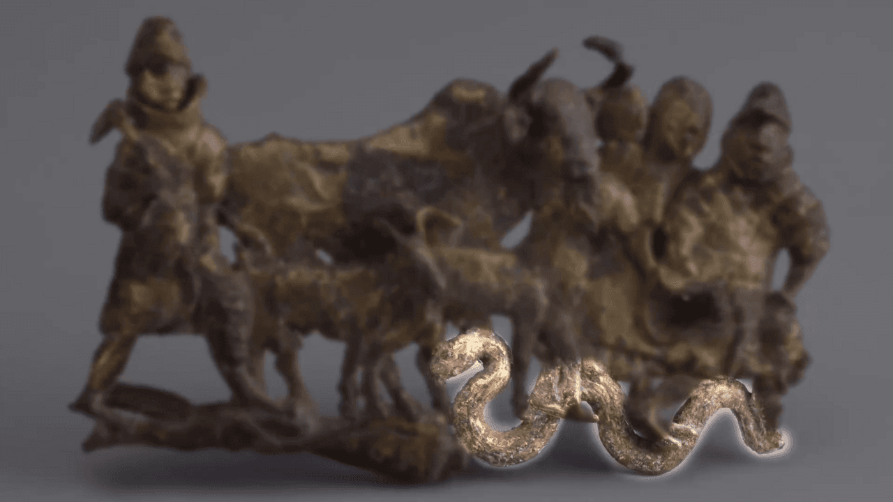 เล็งให้ดีแล้วจะเห็น จีนเผย 'ลายงู' บนเครื่องสำริดสองพันปี