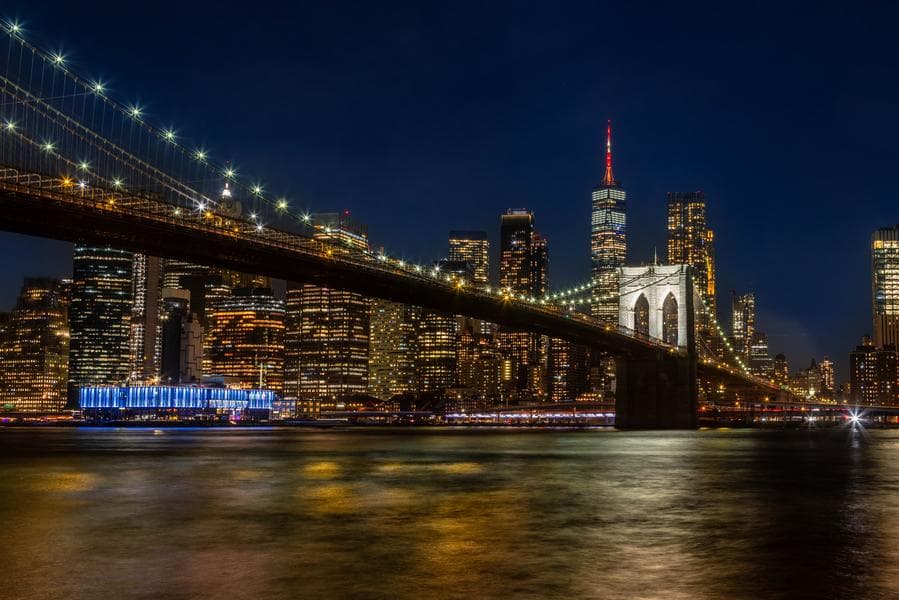 สหรัฐฯ เก็บภาษีศุลกากร 10% กับสินค้านำเข้าจากจีน