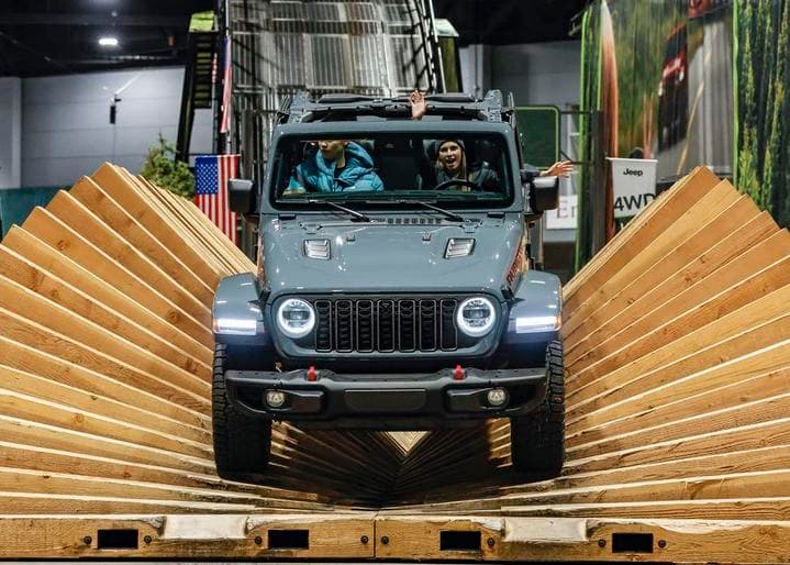 ทัพยานยนต์โชว์ตัวใน 'ชิคาโก ออโต โชว์' ปี 2025