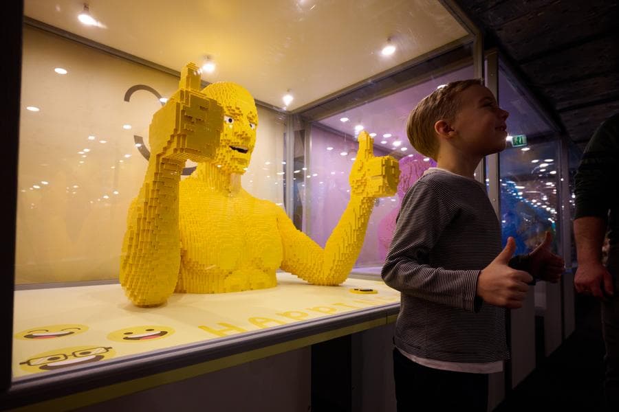 นิทรรศการ 'ของเล่นตัวต่อ' ตื่นตาตื่นใจในโปแลนด์