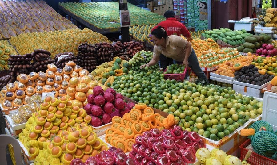 ส่องตลาดสดในซานย่า ขายอาหารทะเล-ผลไม้คึกคัก