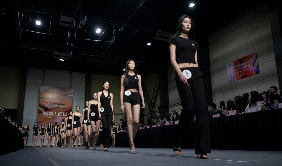 ปักกิ่งเปิดฉากคัดเลือก 'นางแบบ' งานไชน่า แฟชั่น วีค 2025