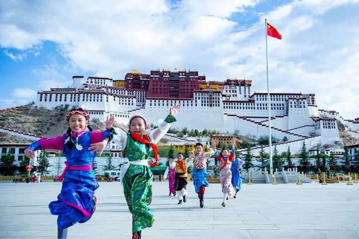 สมุดปกขาว : เครือข่าย 5G ครอบคลุมกว้างทุกตำบล-เมืองในทิเบต