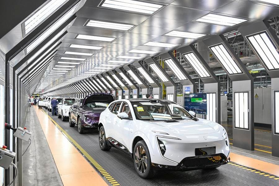 ยอดผลิต-ขาย 'รถ NEV' ของจีนพุ่งสูงในเดือนก.พ.