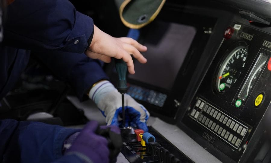 ติดตาม 'ทีมช่างหญิง' ลุยงานซ่อมบำรุงรถไฟในฮาร์บิน