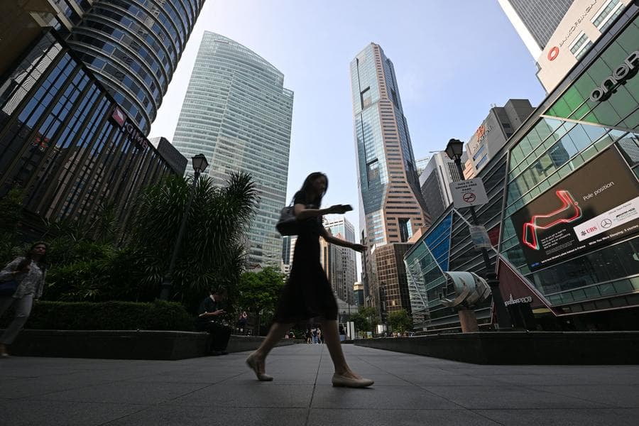 สิงคโปร์สูญเงินกว่า 1.2 ล้านดอลล์ เซ่นฉ้อโกง 'แอบอ้างเป็นจนท.รัฐ