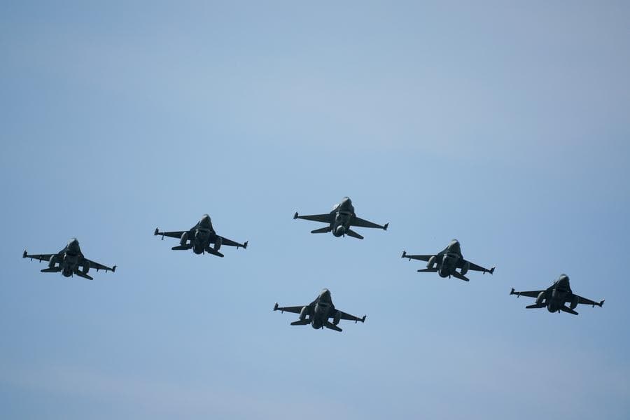 สหรัฐฯ ไฟเขียวขาย 'เครื่องบิน F-16' ให้ฟิลิปปินส์ 20 ลำ