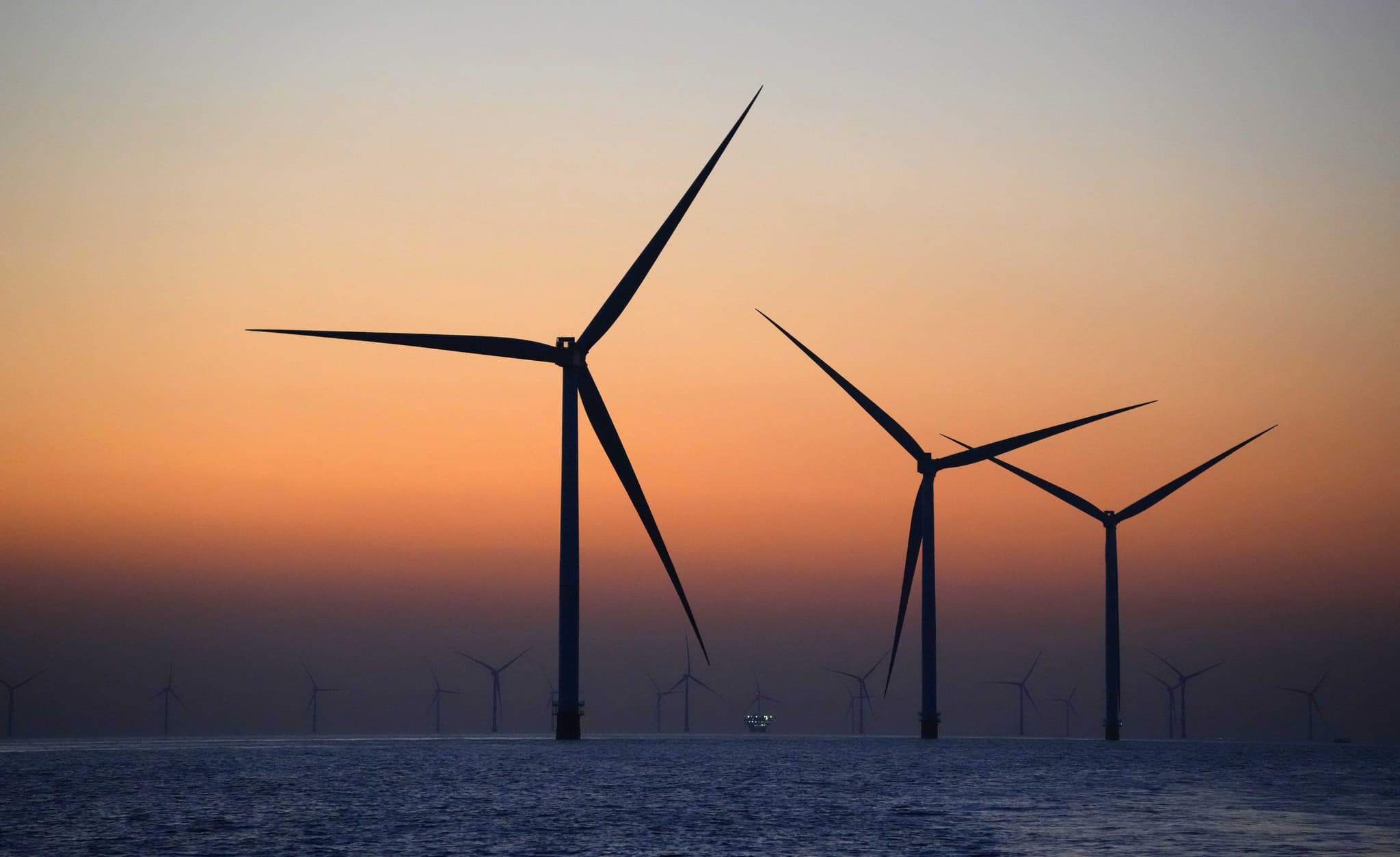 โฆษกกต.จีนชี้ จีนเดินหน้าเพิ่มพลังการพัฒนาผ่าน 'พลังงานสีเขียว