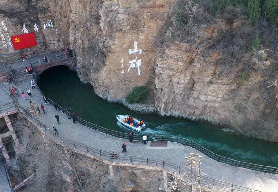 คลองหงฉี 'แม่น้ำฝีมือมนุษย์กลางฟ้า' ในเหอหนาน