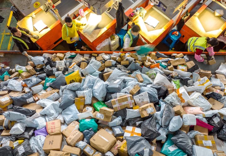 ภาคจัดส่งพัสดุของจีนโตแกร่ง รับรองพัสดุกว่า 5 หมื่นล้านชิ้น