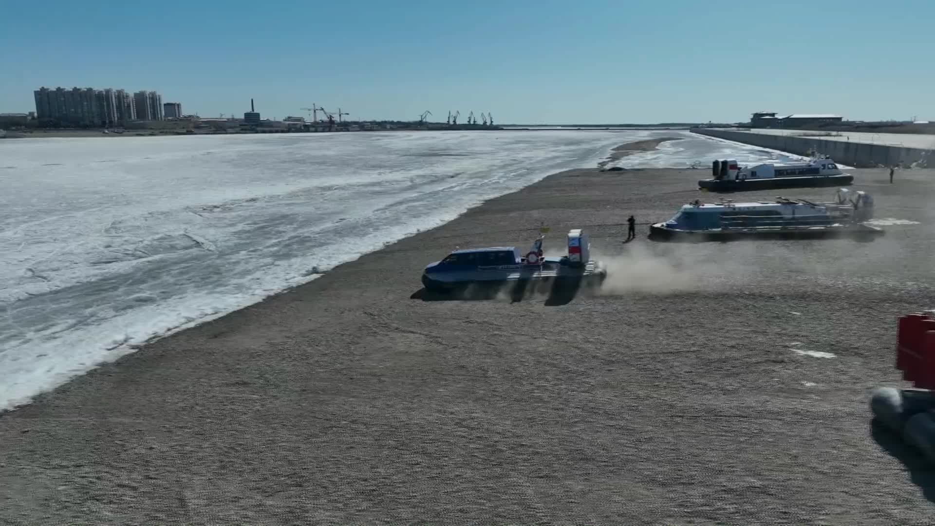 จีน-รัสเซียเปิดบริการ 'เรือโฮเวอร์คราฟต์' ข้ามฟาก